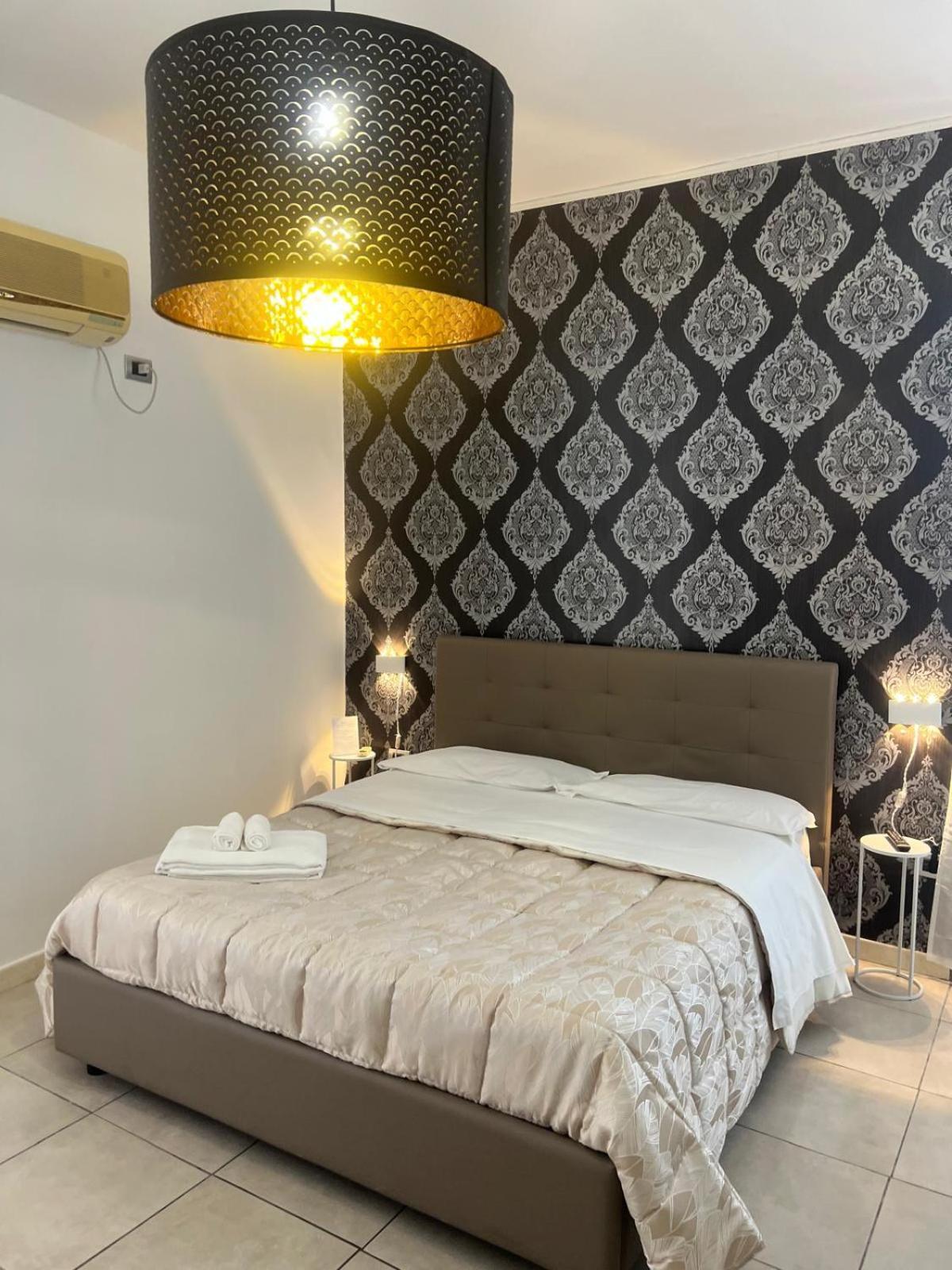 Suite Conte Poderico Naples Luaran gambar