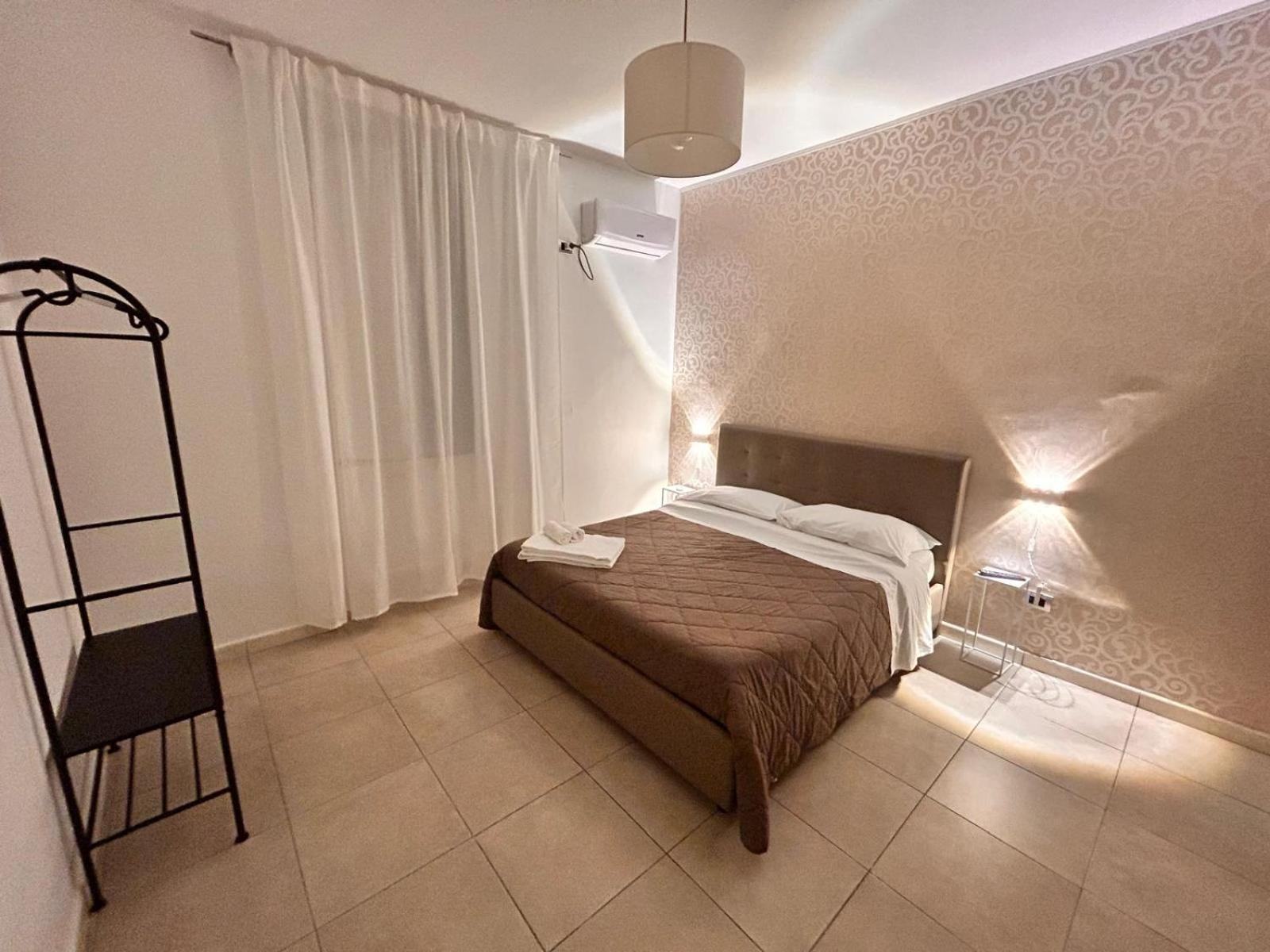 Suite Conte Poderico Naples Luaran gambar